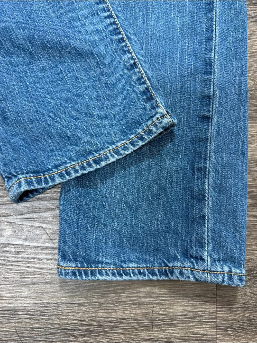Levis excellent pre